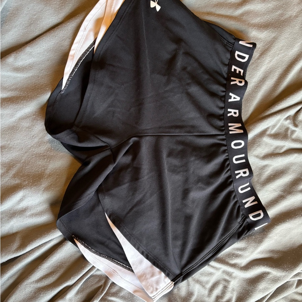 Under Armour Women's Black and White Athletic Shorts